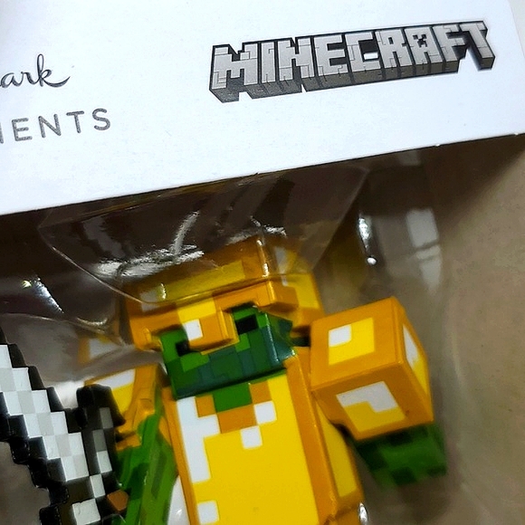 Minecraft ZOMBIE Hallmark Keepsake Christmas Tree Ornament - Picture 4 of 8